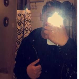 Meet your Posher, Cesar